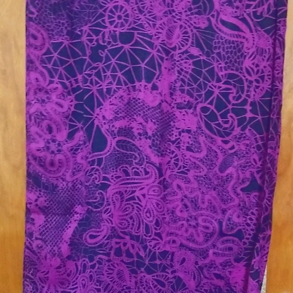 Express scarf. - Picture 2 of 2